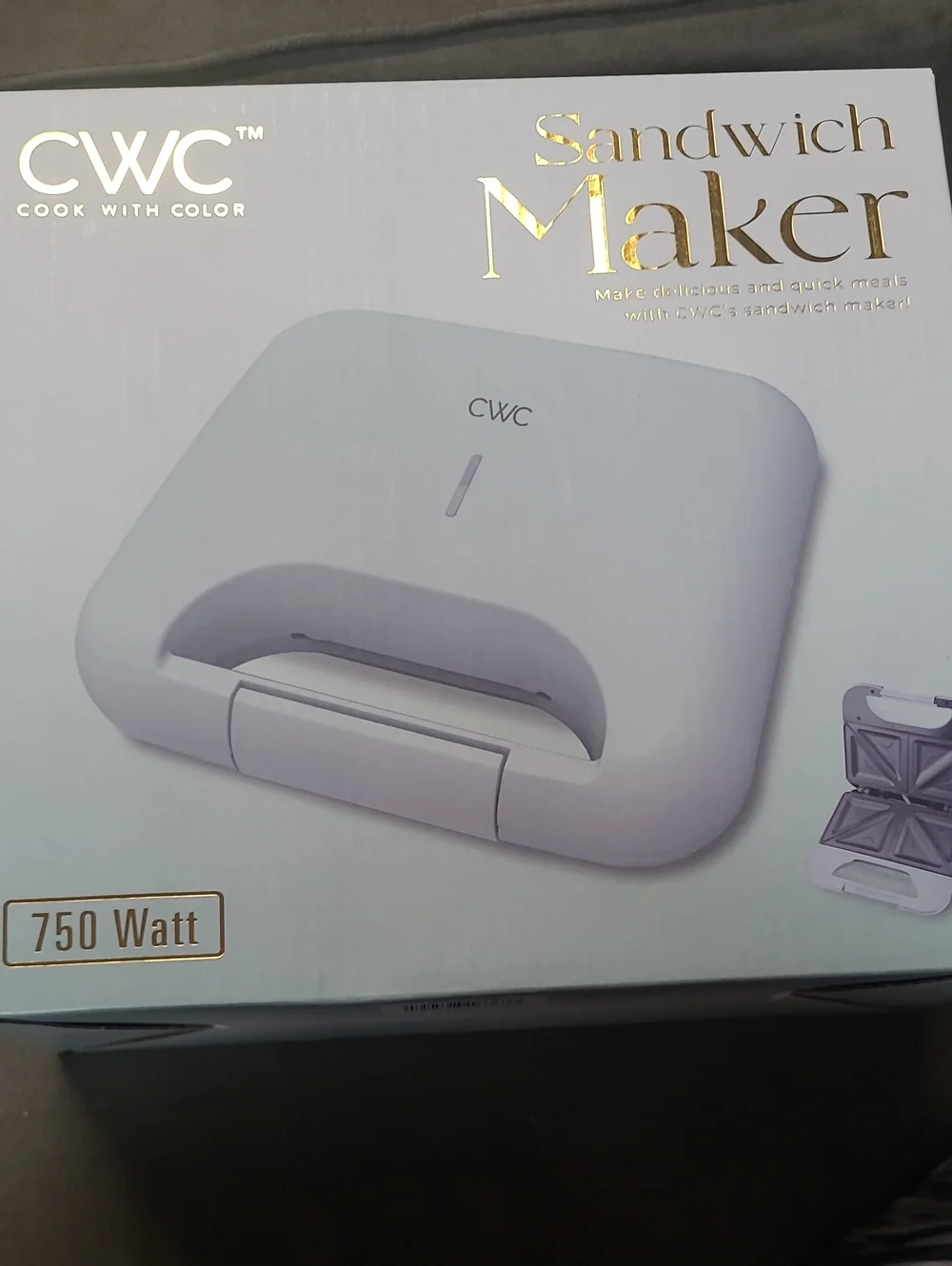 CWC  Sandwich Maker - 750W Compact Sandwich Toaster  See Pics For Color